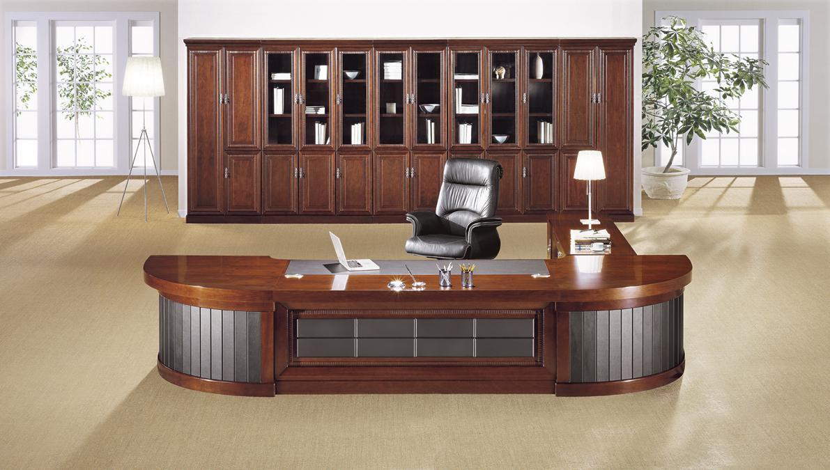 班臺:一般由主臺面,副(延伸)臺面